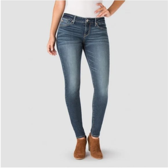 Denizen from Levi's Denim - Denizen Levi's Skinny Leg Mid Rise Stretch Denim Jeans Light Wash Blue 16L 33X32